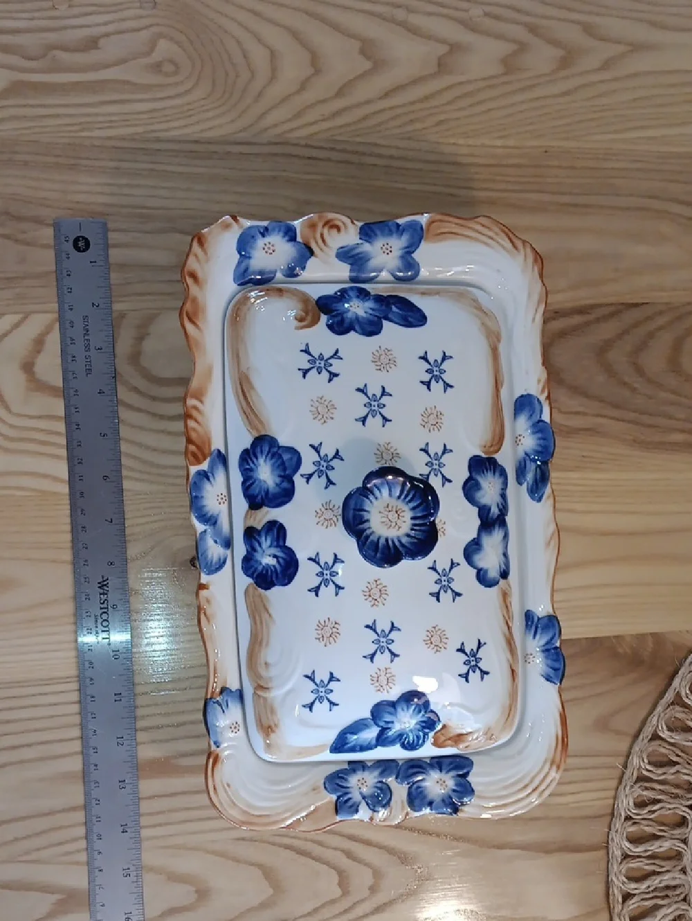 Temp-tations By Tara Providence Blue And Gold Large Casserole Dish With Lid